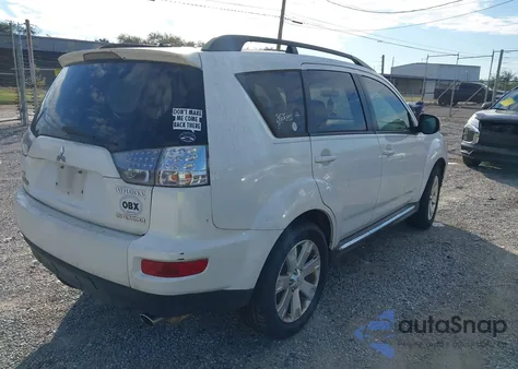 2010 Mitsubishi Outlander Se z USA, uszkodzony, nr VIN JA4AS3AW5AZ007228